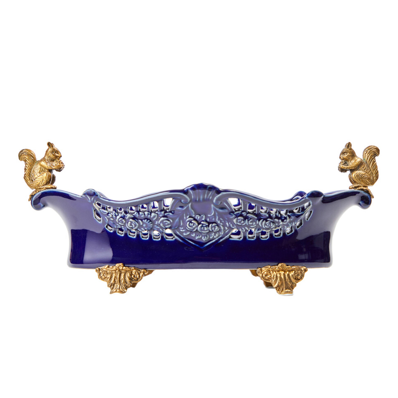 Чаша темно-синего цвета из фарфора с бронзовыми фигурками белок Eden Garden porcelain and bronze Темно-синий Бронза Чаша темно-синего цвета из фарфора с бронзовыми фигурками белок Eden Garden porcelain and bronze Темно-синий Бронза в Грозном | Loft Concept