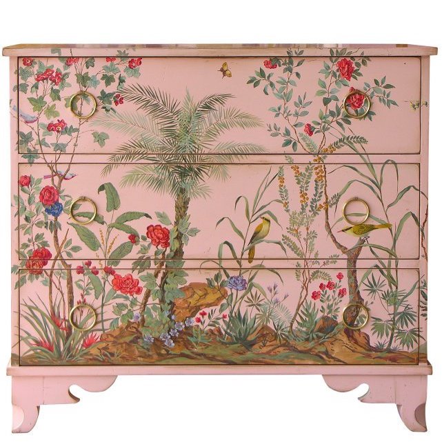Комод 19TH CENTURY AMISH CHEST OF DRAWERS spring Бронза Розовый пастельный Комод 19TH CENTURY AMISH CHEST OF DRAWERS spring Бронза Розовый пастельный в Грозном | Loft Concept