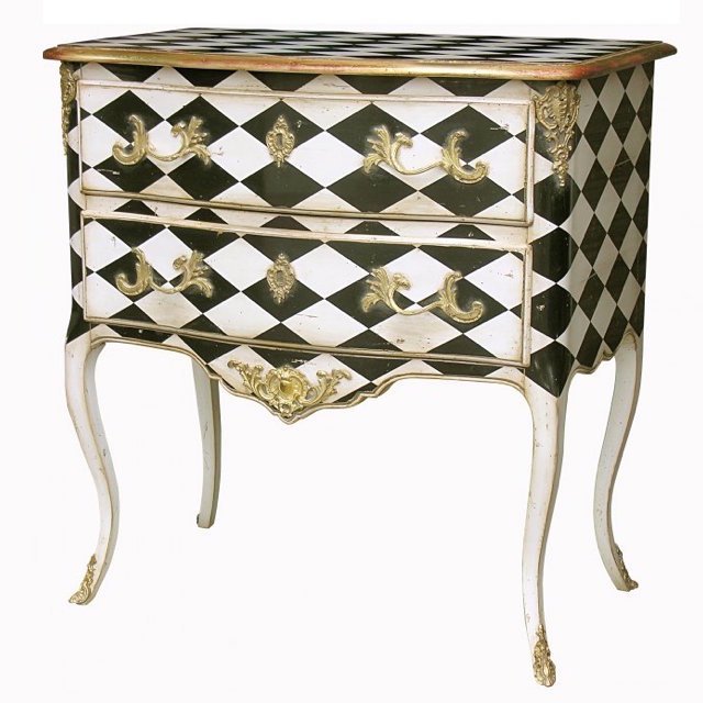 Комод L.XV CHEST OF DRAWERS Diamonds Бронза Черно-белый Комод L.XV CHEST OF DRAWERS Diamonds Бронза Черно-белый в Грозном | Loft Concept