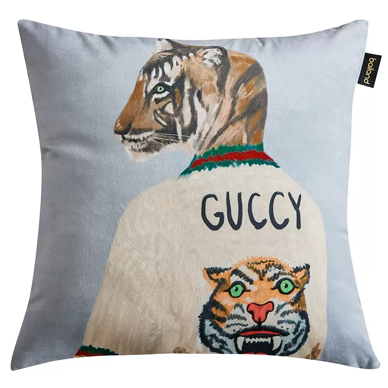 Декоративная подушка Стиль Gucci Tiger Cushion Grey Серый Мульти Декоративная подушка Стиль Gucci Tiger Cushion Grey Серый Мульти в Грозном | Loft Concept