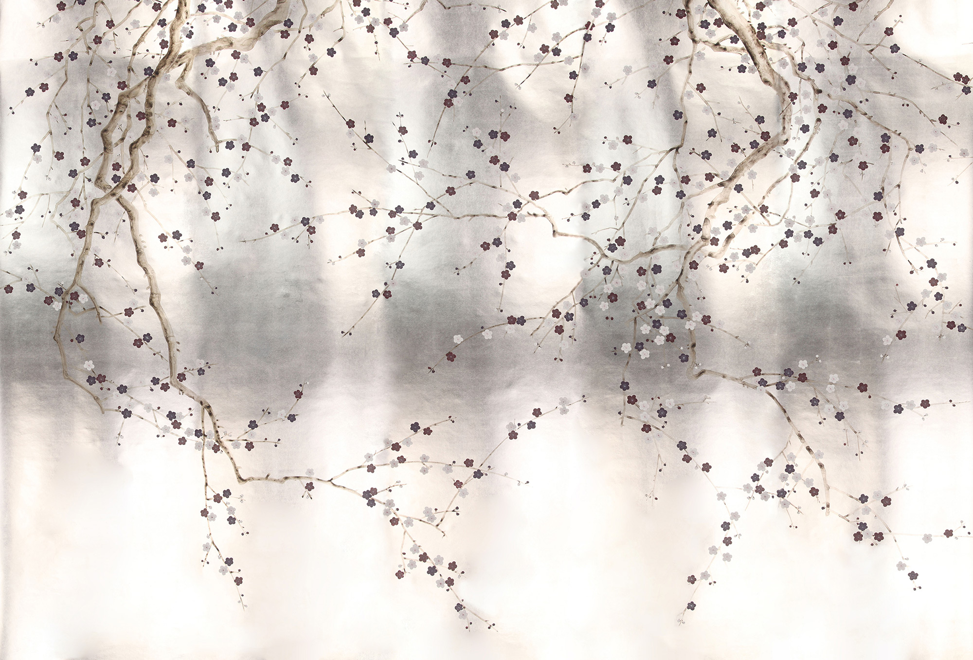 Обои ручная роспись Plum Blossom Lavender on Tarnished Silver gilded paper Обои ручная роспись Plum Blossom Lavender on Tarnished Silver gilded paper - постер Loft-Concept в Грозном
