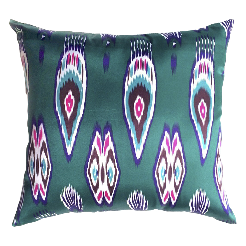 Подушка Bright Ikat Emerald Мульти Подушка Bright Ikat Emerald Мульти в Грозном | Loft Concept