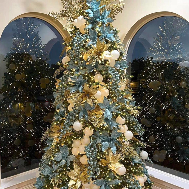 Дизайнерская Елка украшенная Золотыми и Голубыми Цветами Golden and Blue Flowers Золотой Голубой Дизайнерская Елка украшенная Золотыми и Голубыми Цветами Golden and Blue Flowers Золотой Голубой в Грозном | Loft Concept