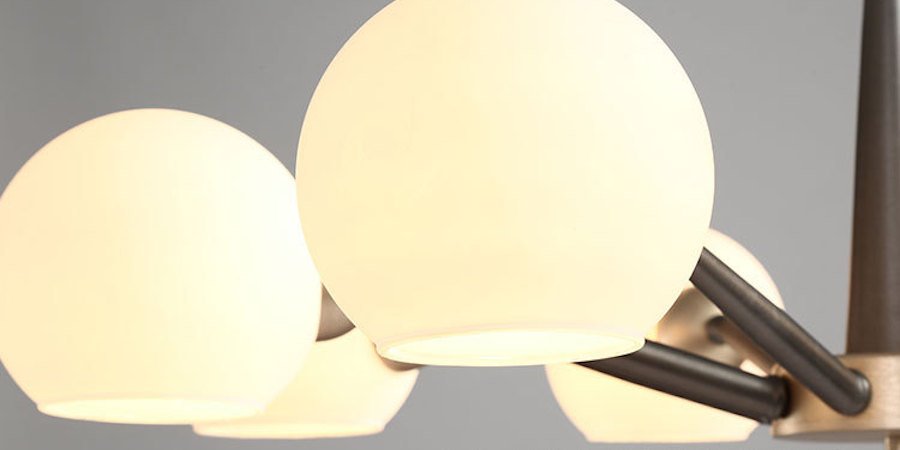 Люстра Thalia chandelier White glass Люстра Thalia chandelier White glass - Loft-Concept в Грозном