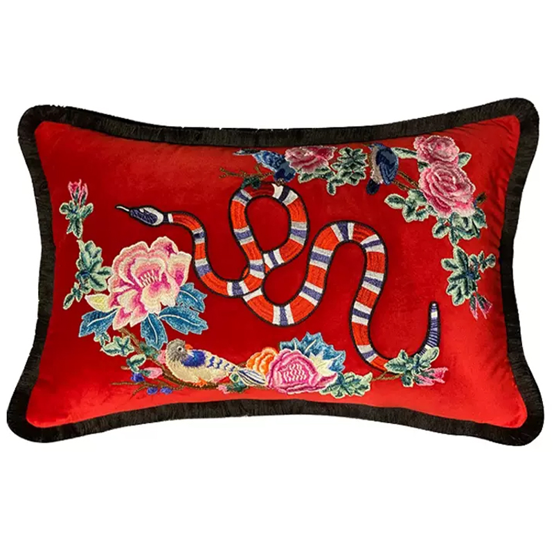 Декоративная подушка с вышивкой стиль Gucci Змея Micrurus Pillow Красная Красный Мульти Декоративная подушка с вышивкой стиль Gucci Змея Micrurus Pillow Красная Красный Мульти в Грозном | Loft Concept