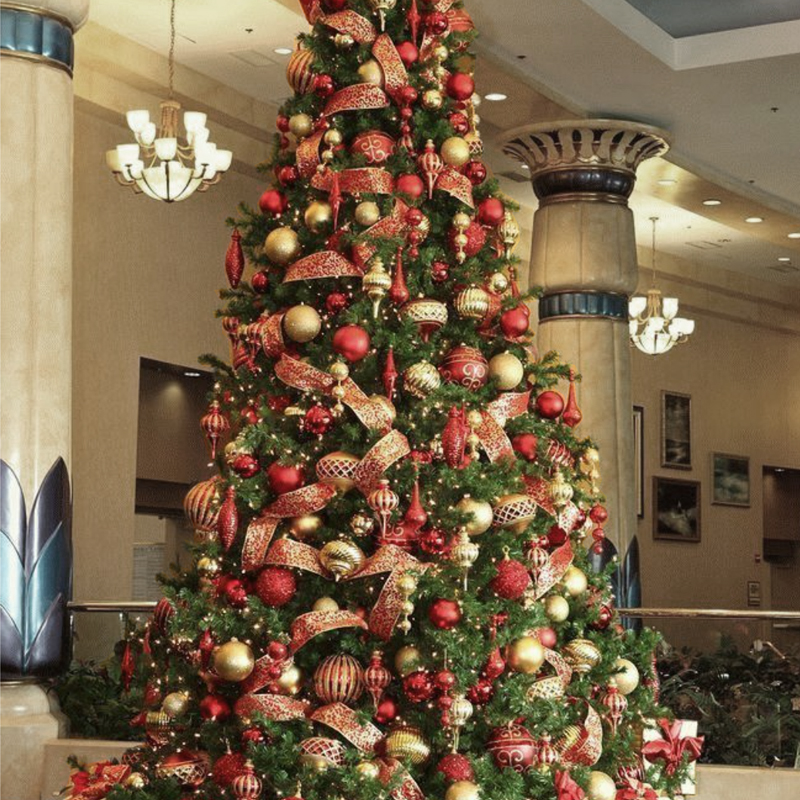 Дизайнерская Новогодняя Елка с Красным и Золотым декором Christmas Tree Golden Braid Красный Золотой Дизайнерская Новогодняя Елка с Красным и Золотым декором Christmas Tree Golden Braid Красный Золотой в Грозном | Loft Concept