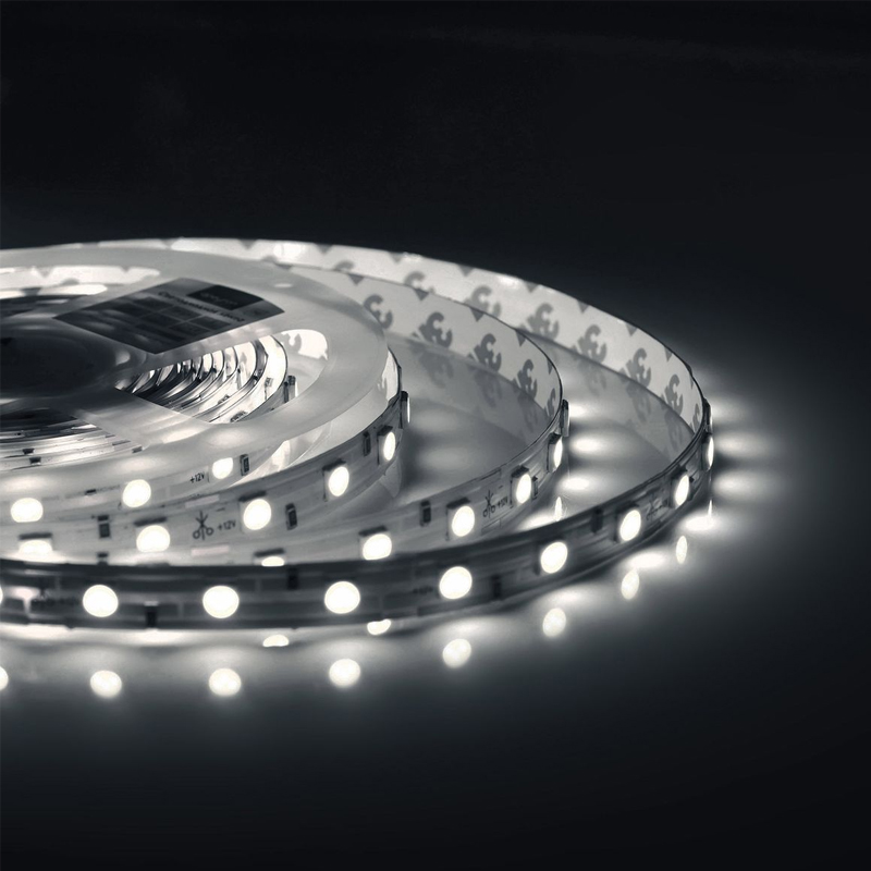 Светодиодная влагозащищенная лента 14,4W/m 60LED/m 5050SMD холодный белый 5M Белый в Грозном | Loft Concept 