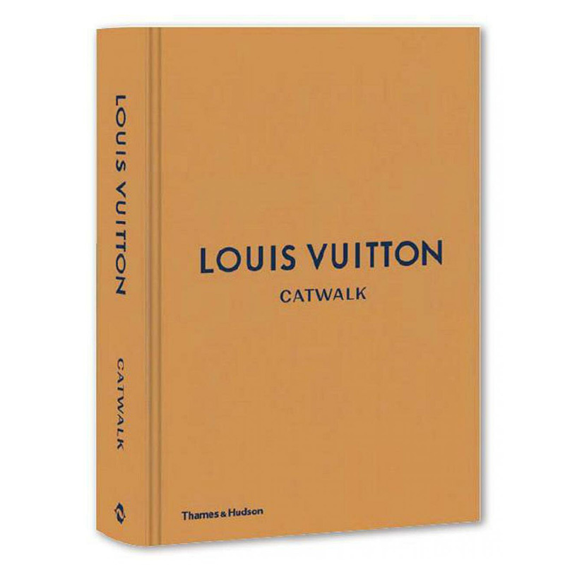 Louis Vuitton: Catwalk  в Грозном | Loft Concept 