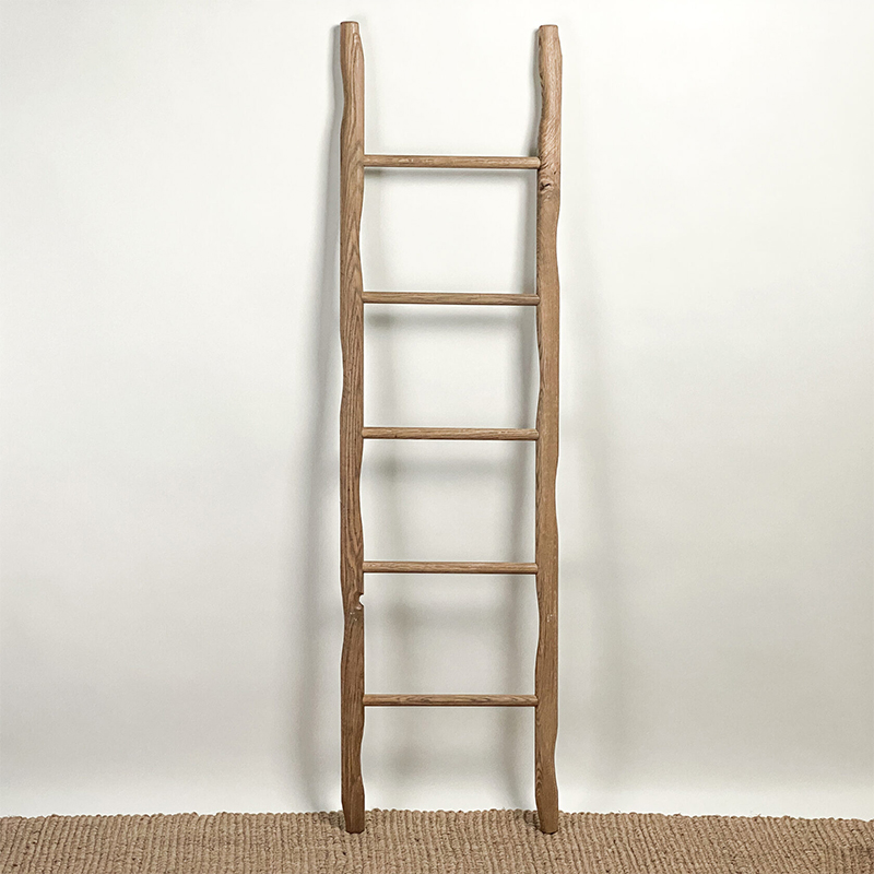 Лестница-вешалка Eddie Hanger Ladder Древесина Лестница-вешалка Eddie Hanger Ladder Древесина в Грозном | Loft Concept