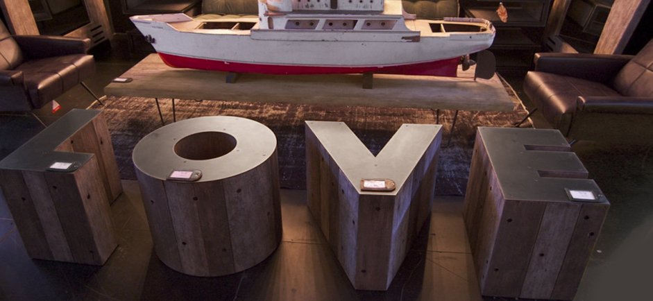 Столик Wooden Alphabet E Side Table Столик Wooden Alphabet E Side Table - Loft-Concept в Грозном