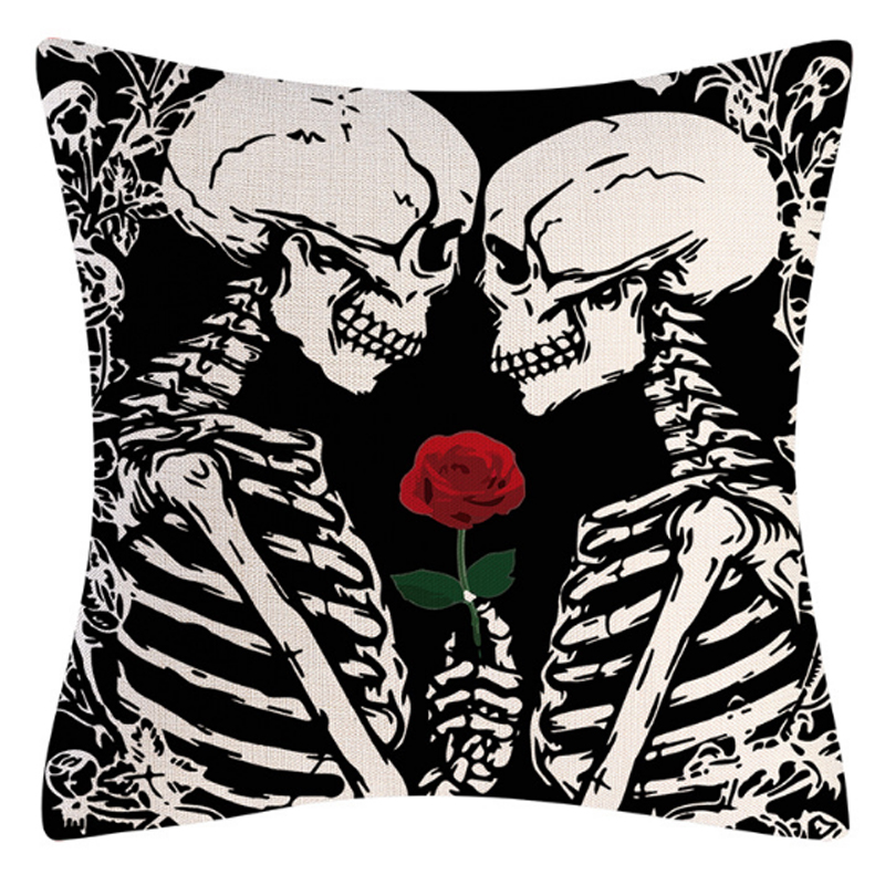 Подушка на Хэллоуин Lovers and Rose Черно-белый Подушка на Хэллоуин Lovers and Rose Черно-белый в Грозном | Loft Concept