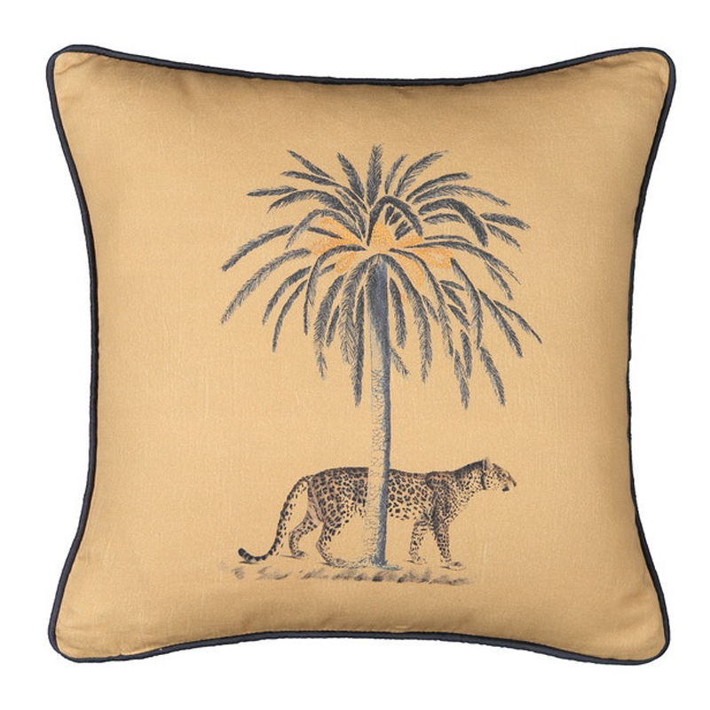 Подушка Leopard and palm Бежевый Подушка Leopard and palm Бежевый в Грозном | Loft Concept