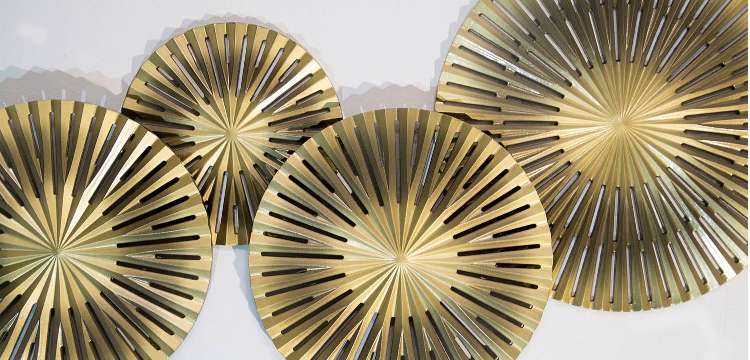 Арт-объект Apollo Brown and Gold Wall Plaque Disc gap 4 - фото №1