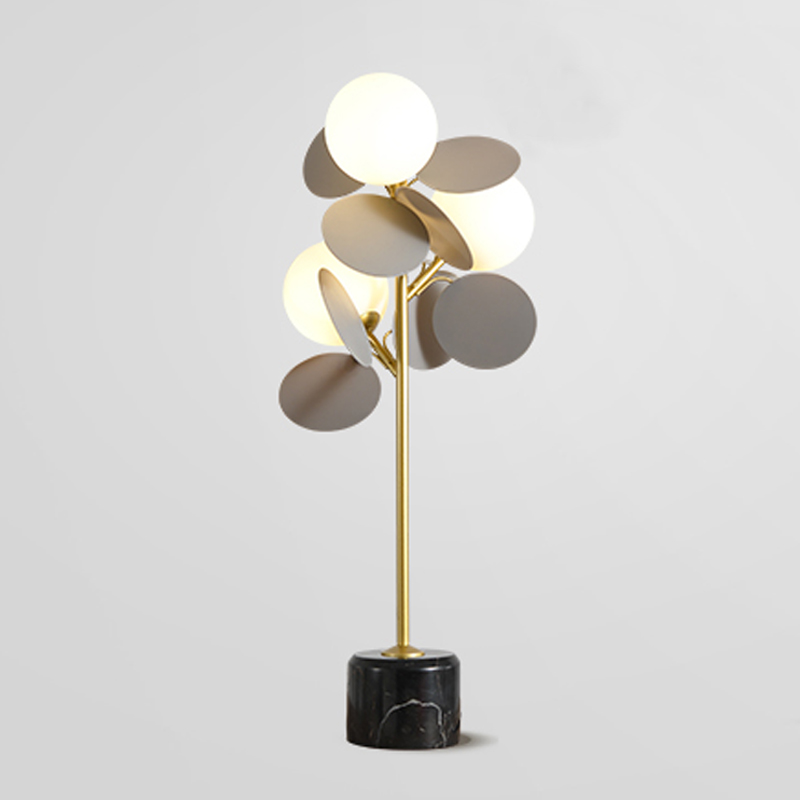 Настольная лампа MATISSE Table Lamp Белое матовое стекло Белый Золотой Черный Мокко Настольная лампа MATISSE Table Lamp Белое матовое стекло Белый Золотой Черный Мокко в Грозном | Loft Concept