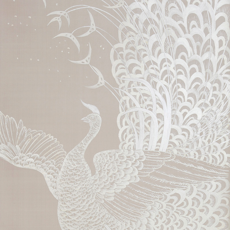 Обои ручная роспись в стиле Арт-деко Whistler Peacocks Special Colourway on Almost Mauve dyed silk Обои ручная роспись в стиле Арт-деко Whistler Peacocks Special Colourway on Almost Mauve dyed silk в Грозном | Loft Concept