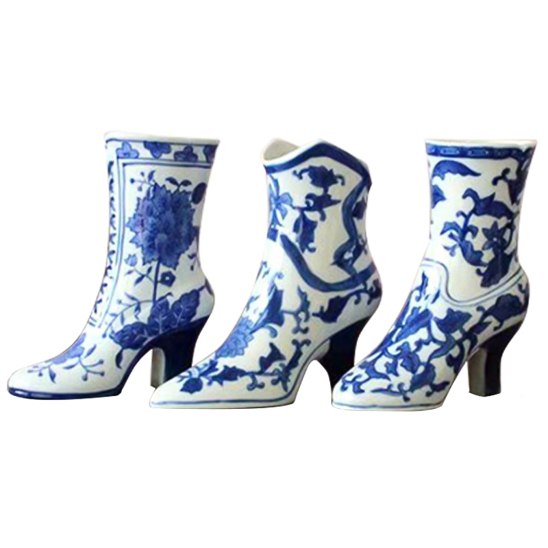 Ваза декоративная Oriental Blue Boot Vase Синий Белый Ваза декоративная Oriental Blue Boot Vase Синий Белый в Грозном | Loft Concept