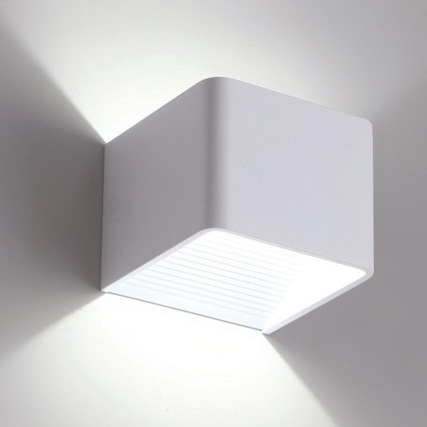 Спот White Cube Spot Short Серебряный Спот White Cube Spot Short Серебряный в Грозном | Loft Concept