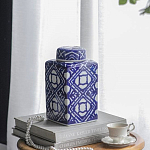 Ваза прямоугольной формы с крышкой и геометрическим узором в сине-белых цветах Blue & White Ornament  варинант исполнения - 6 | Loft Concept в Грозном