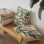 Подушка декоративная зеленого цвета с геометрическим рисунком Divine Abstractions варинант исполнения - 5 | Loft Concept в Грозном