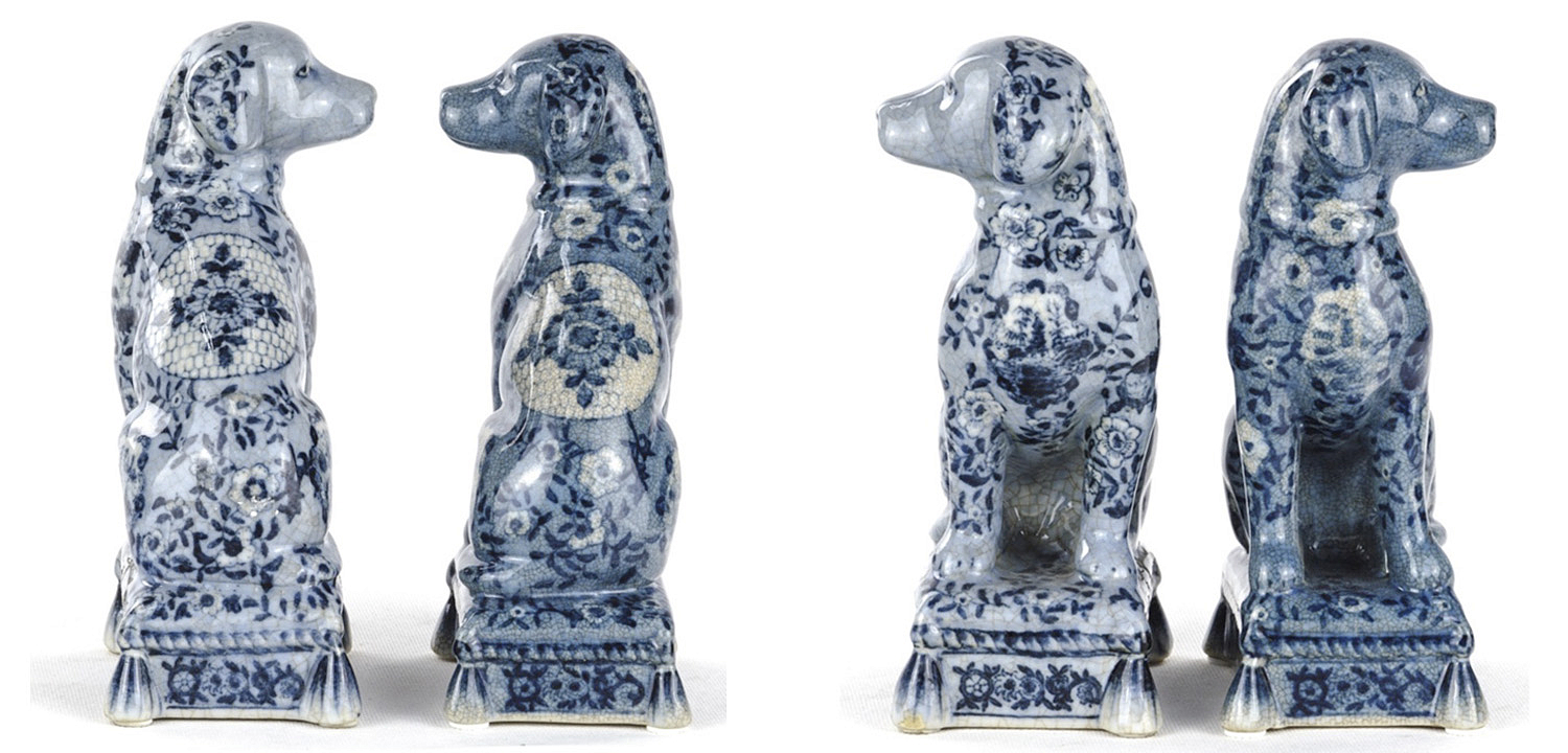 Статуэтки Oriental Blue & White Ornament Dogs набор из 2-х штук Статуэтки Oriental Blue & White Ornament Dogs набор из 2-х штук - Loft-Concept в Грозном