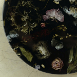 Круглый поднос из эпоксидной смолы с цветами черный Epoxy Resin Flowers Tray Black варинант исполнения - 4 | Loft Concept в Грозном