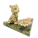 Подсвечник с фигуркой тигра из бронзы и натурального камня змеевик Stone Candlestick варинант исполнения - 1 | Loft Concept в Грозном