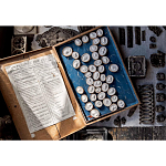 Книга Extraordinary Collections: French Interiors варинант исполнения - 8 | Loft Concept в Грозном