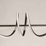 Люстра линейная черного цвета с волнообразным металлическим элементом Luke Lampco Tracer Lamp варинант исполнения - 3 | Loft Concept в Грозном