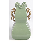 Ваза зеленого цвета из фарфора с бронзовыми ручками в виде драконов и рельефным цветочным декором Eden Garden porcelain and bronze варинант исполнения - 5 | Loft Concept в Грозном