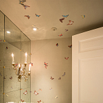 Обои ручная роспись Butterflies Icarus on Rose Shadow metallic silk варинант исполнения - 1 | Loft Concept в Грозном