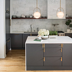 Подвесной светильник с белым плафоном в форме шара в арочной подвеске Hinkley варинант исполнения - 15 | Loft Concept в Грозном