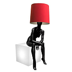 Лампа MANNEQUIN LAMP с абажуром девушка на кресле варинант исполнения - 2 | Loft Concept в Грозном
