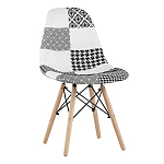 Пластиковый стул на ножках из массива бука Eames Черно-Белый Пэчворк варинант исполнения - 1 | Loft Concept в Грозном