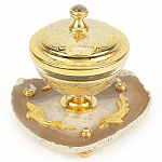 Икорница с декором "Три рыбки" с гравировкой на подставке из натурального камня Агат Decorative Cavair Dishes варинант исполнения - 1 | Loft Concept в Грозном