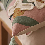 Подушка с цветочным принтом и кисточками Blooming Elegance Daisy варинант исполнения - 7 | Loft Concept в Грозном