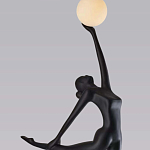 Торшер черная статуэтка Девушка Girl Carries Light Balls варинант исполнения - 2 | Loft Concept в Грозном