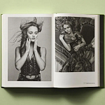 Книга в подарок творческий путь Брюса Вебера Bruce Weber. My Education варинант исполнения - 9 | Loft Concept в Грозном