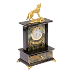 Часы настольные с декором в виде волка из натурального камня Офиокальцит Wolf Stone Clock варинант исполнения - 2 | Loft Concept в Грозном