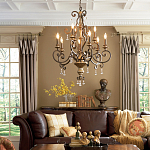 Люстра с подвесками из прозрачного стекла на кованом каркасе бронзового цвета в классическом стиле Quoizel варинант исполнения - 2 | Loft Concept в Грозном