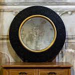 Зеркало в черной фактурной раме с золотым кантом Summon the Light варинант исполнения - 4 | Loft Concept в Грозном