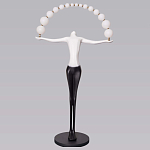 Торшер черно-белая статуэтка Девушка Girl Carries Light Balls варинант исполнения - 4 | Loft Concept в Грозном