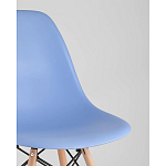 Пластиковый стул на ножках из массива бука Eames Blue варинант исполнения - 2 | Loft Concept в Грозном