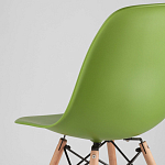 Пластиковый стул на ножках из массива бука Eames Green варинант исполнения - 3 | Loft Concept в Грозном