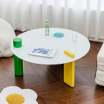 Дизайнерский журнальный стол с круглой белой столешницей на 3-х геометрических ножках Tajefox варинант исполнения - 1 | Loft Concept в Грозном