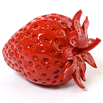 Декоративная статуэтка в виде клубники Strawberry Figurine варинант исполнения - 2 | Loft Concept в Грозном