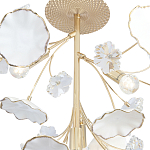 Потолочный светильник с золотыми ветвями и белыми лепестками на круглом рельефном основании Wintery flovers варинант исполнения - 2 | Loft Concept в Грозном