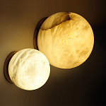 Настенно-потолочный светильник с плафоном в форме шара из алебастра Cryptocrystalline Stone варинант исполнения - 2 | Loft Concept в Грозном