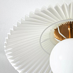 Потолочный светильник с белым плиссированным абажуром Headquarters варинант исполнения - 4 | Loft Concept в Грозном