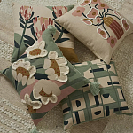 Подушка с цветочным принтом Blooming Elegance Lily варинант исполнения - 5 | Loft Concept в Грозном