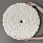 Панно на стену из шерсти мериноса Белый Круг  варинант исполнения - 4 | Loft Concept в Грозном